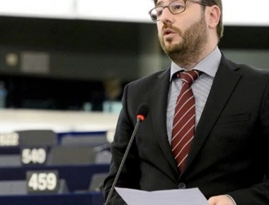 Πυρά Ανδρουλάκη κατά Τσίπρα: «H αληθινή κατάσταση που συγκρούεται με τους πανηγυρισμούς που παρουσιάζετε»